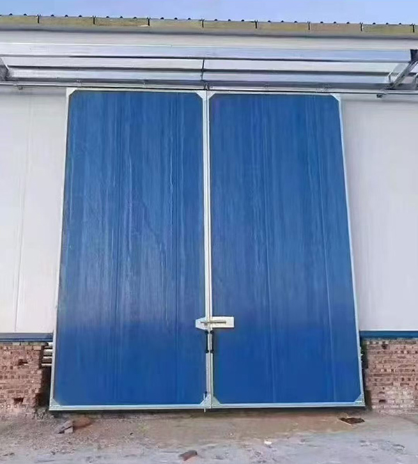 汉中工业门在大型仓储物流通道中的应用实例