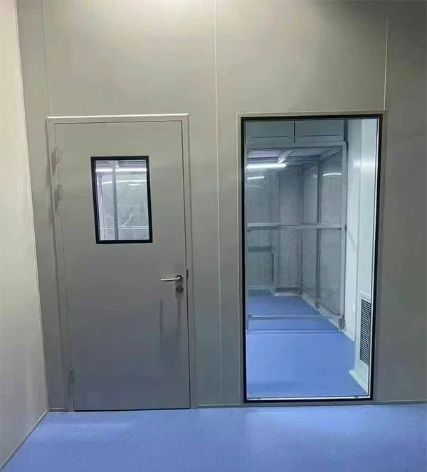 学校教学楼完成汉中防火门标准化安装